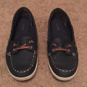 Navy blue shoes